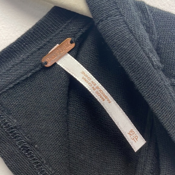 Free people Saturn tank - Picture 3 of 5